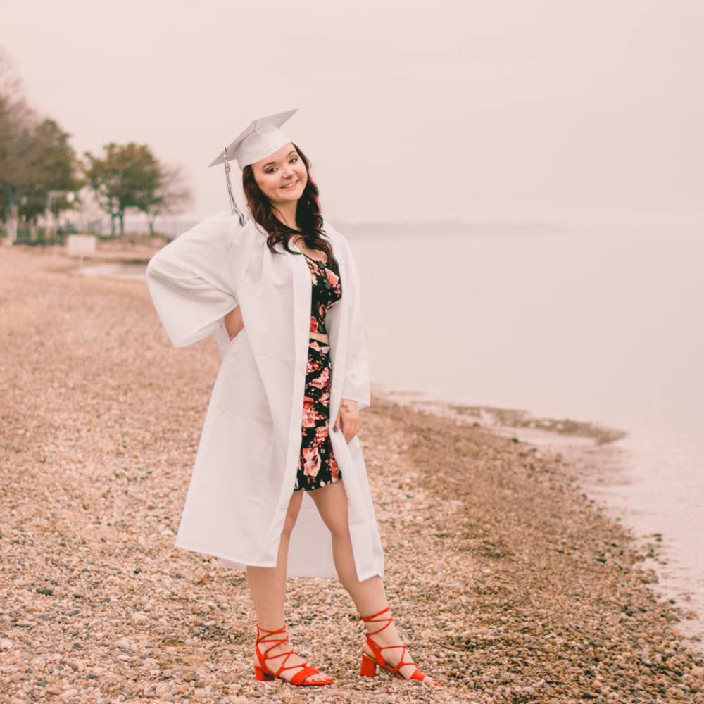 Meet your Posher, Julie